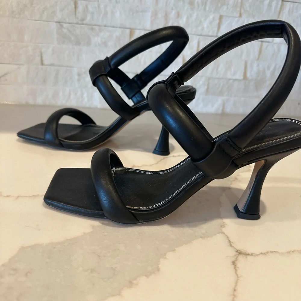 Leather padded slingback heels - Picture 6 of 7